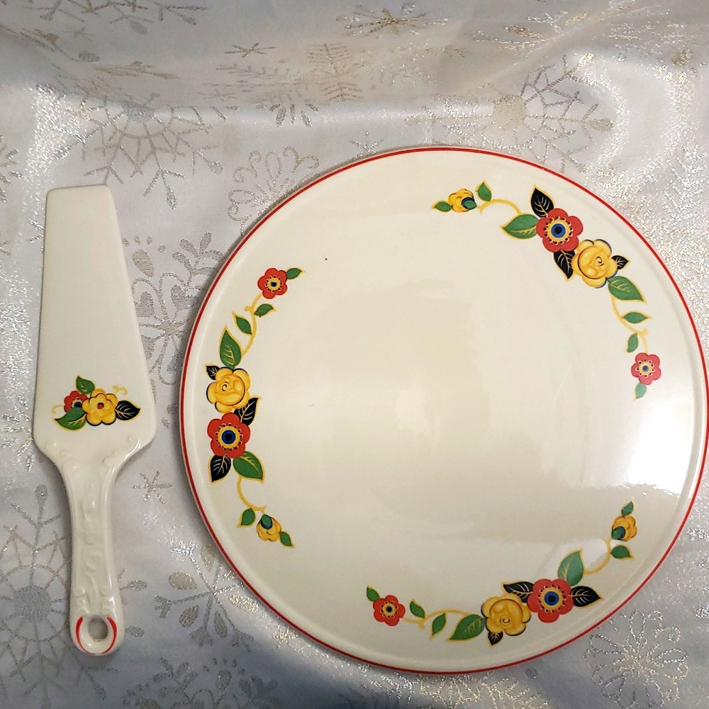 Homer Laughlin Matching Set 10 3/4" diameter Cake Plate & Cake Knife